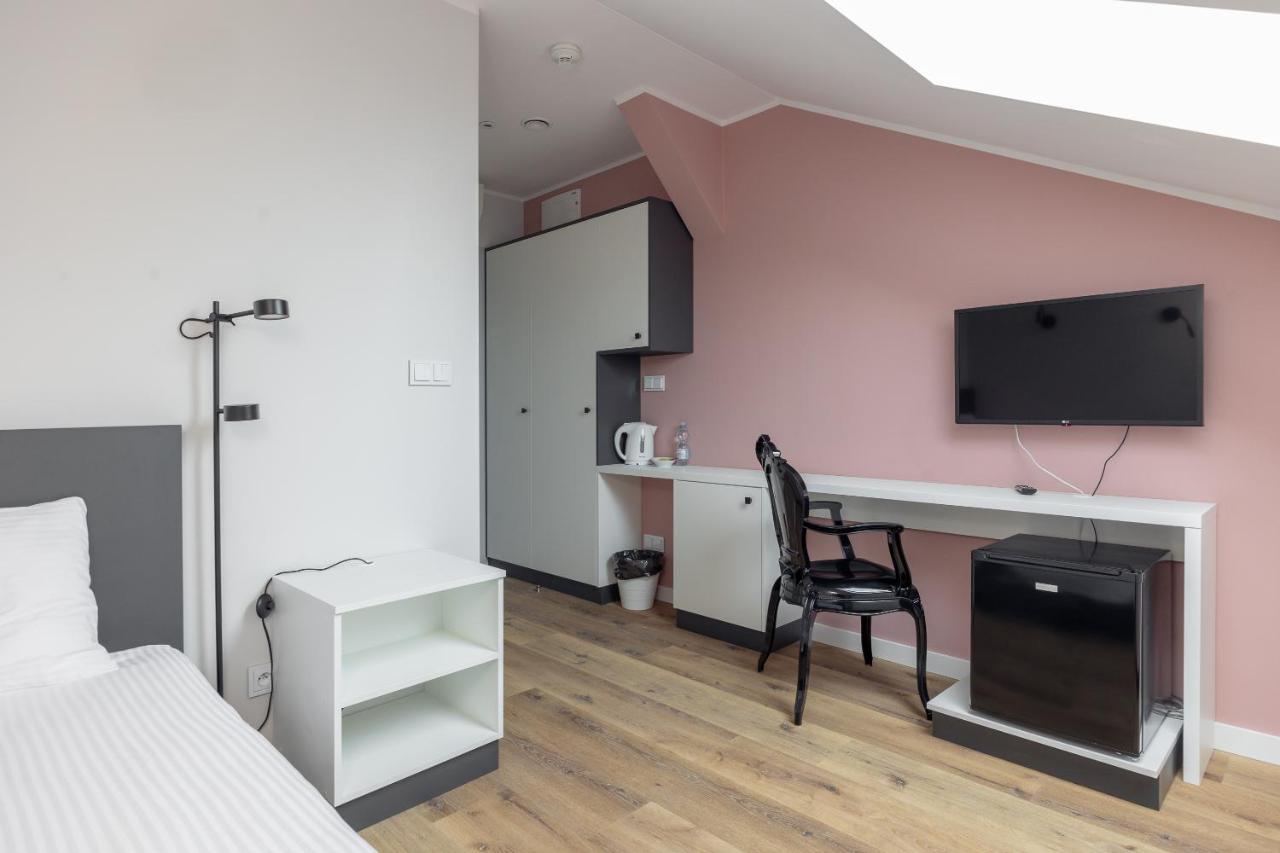 Ae Hostel Nowy Swiat ワルシャワ エクステリア 写真