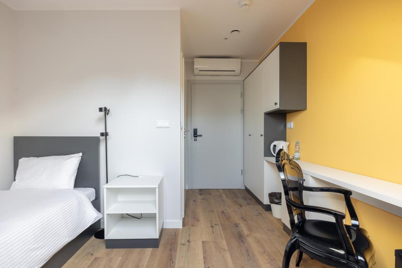 Ae Hostel Nowy Swiat ワルシャワ エクステリア 写真
