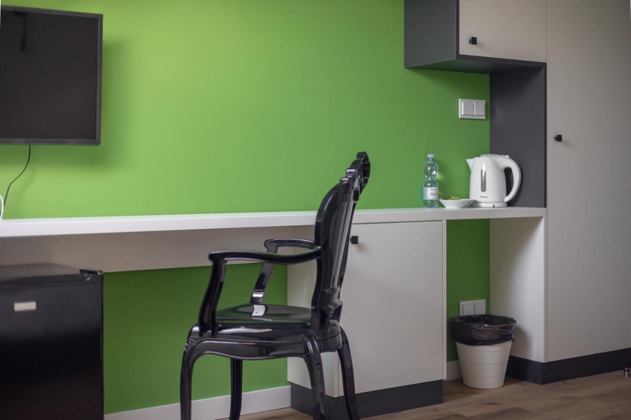 Ae Hostel Nowy Swiat ワルシャワ エクステリア 写真