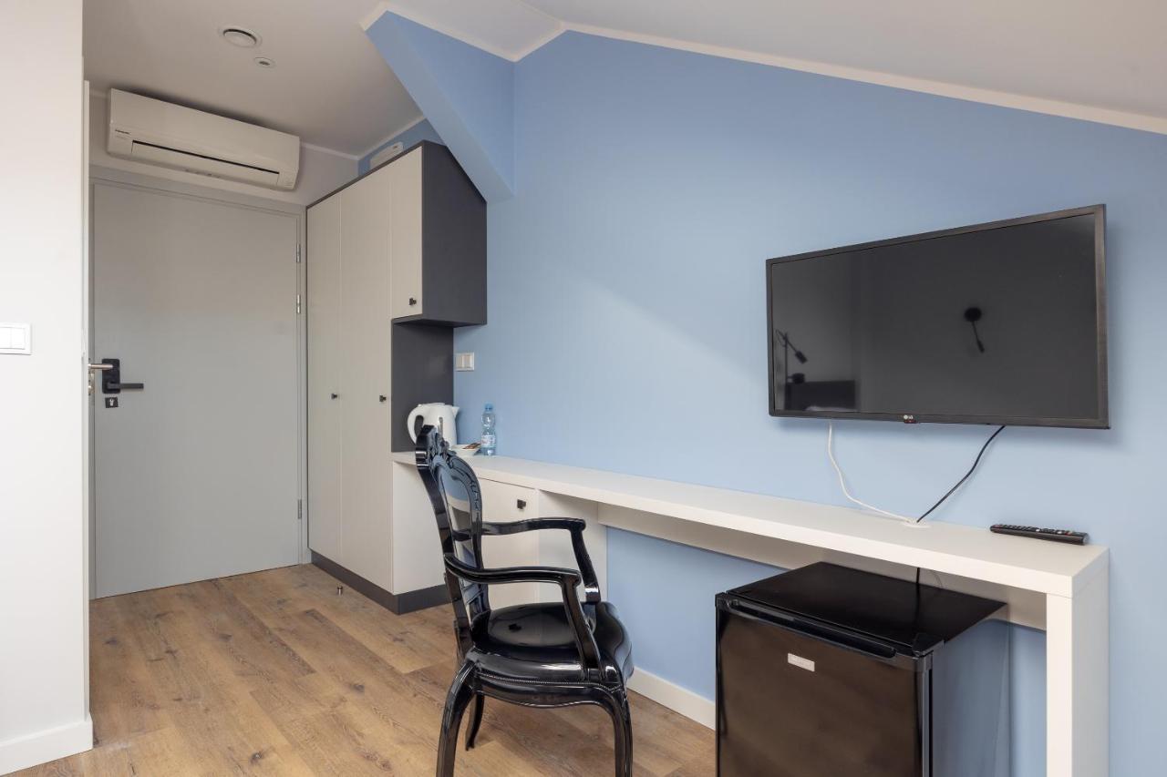 Ae Hostel Nowy Swiat ワルシャワ エクステリア 写真
