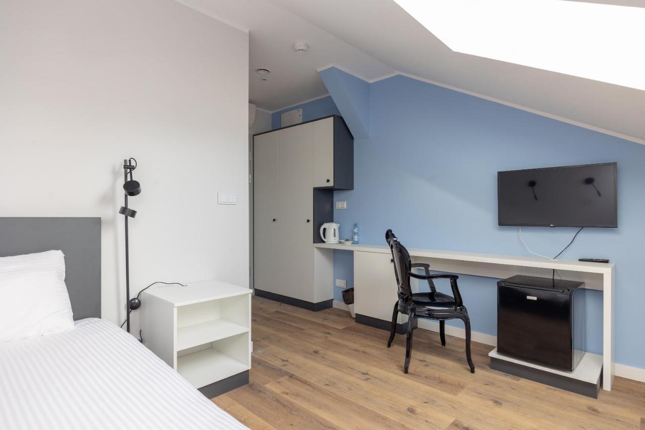 Ae Hostel Nowy Swiat ワルシャワ エクステリア 写真
