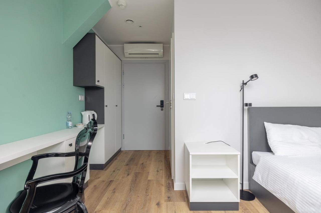 Ae Hostel Nowy Swiat ワルシャワ エクステリア 写真