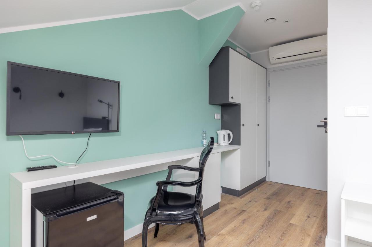 Ae Hostel Nowy Swiat ワルシャワ エクステリア 写真